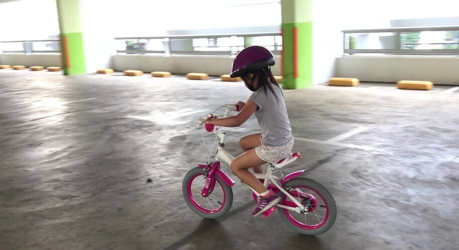 He is very patient, encouraging and customized the lesson according to her.