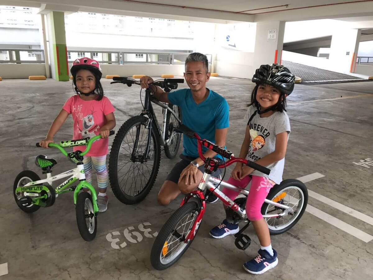 In just 2 sessions, my daughter is able to cycle quite well.