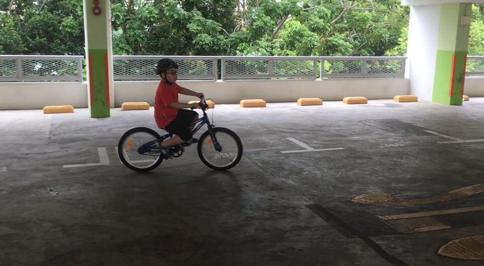 Fai is responsive to enquiries. He mentioned that it will take 2 hours lessons to learn cycling.